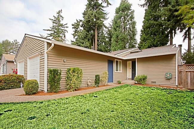 Photo - 13320 NE 137th Pl Apartment