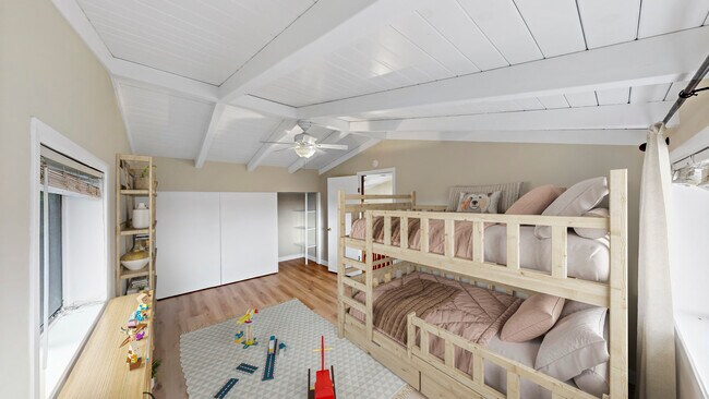 Foto del edificio - 5716 Merriewood Dr