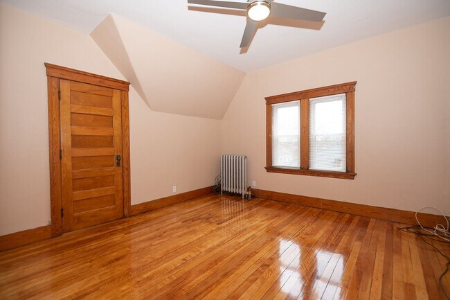 Foto del edificio - Convenient Location & Updated Amenities!