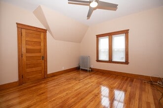 Building Photo - 9 W Oberlin St