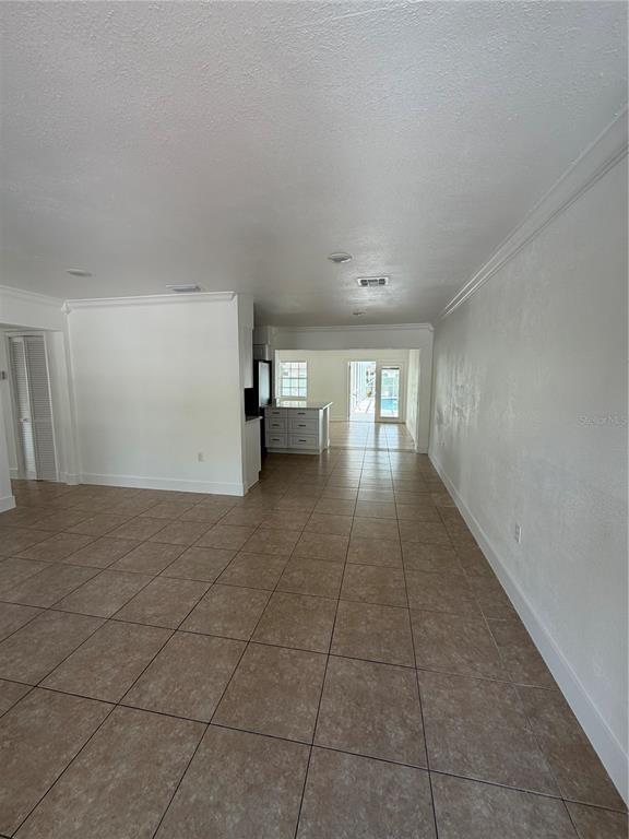 Foto del edificio - 1702 W Dempsey Ave