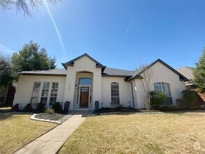 Building Photo - 11301 Williamsburg Ln