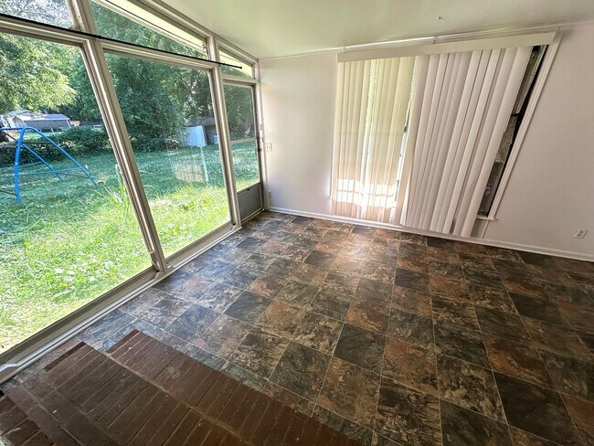 Foto del edificio - 3 Bedrooms, 2 Bathrooms - House in Armuchee!