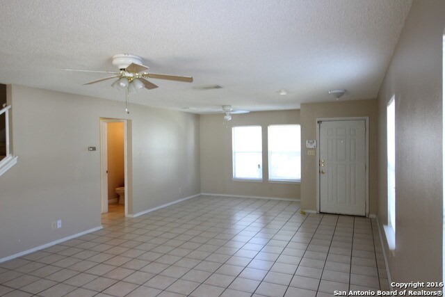 Building Photo - 6315 Beech Trail Dr