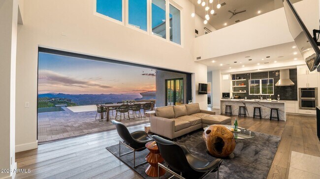 Foto del edificio - 11450 E Hideaway Ln