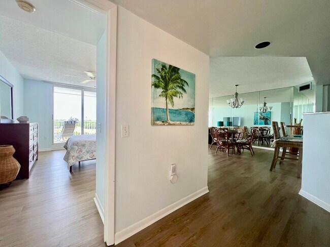 Building Photo - 2700 N Hwy A1A