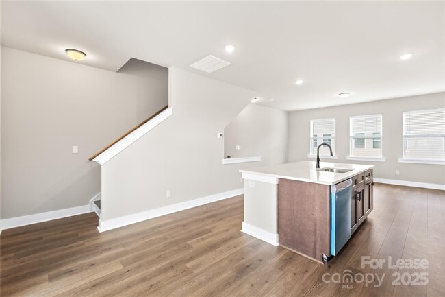 Building Photo - 4126 Salient St