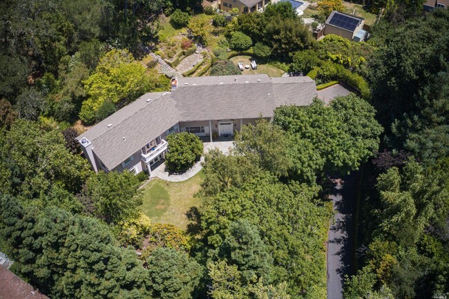 Building Photo - 200 Lagunitas Rd