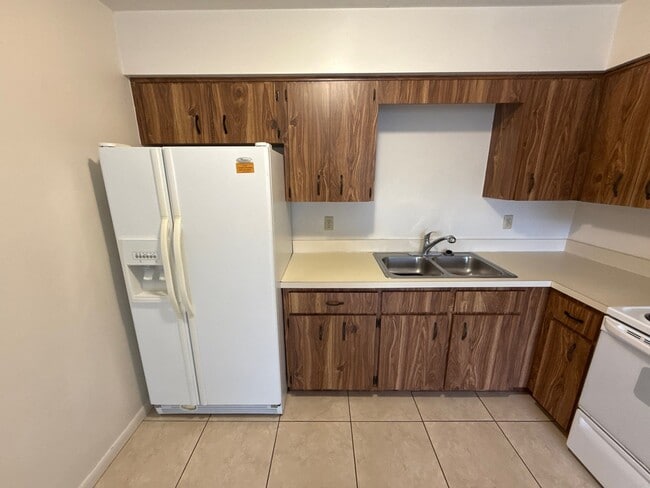 Building Photo - 2535 E Marco Ct