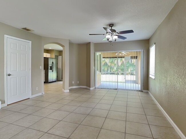 6165 Sugar Loaf Ln - House Rental in Royal Palm Beach, FL | Apartments.com