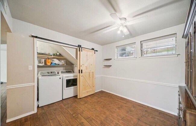 Building Photo - 4614 E 68th St