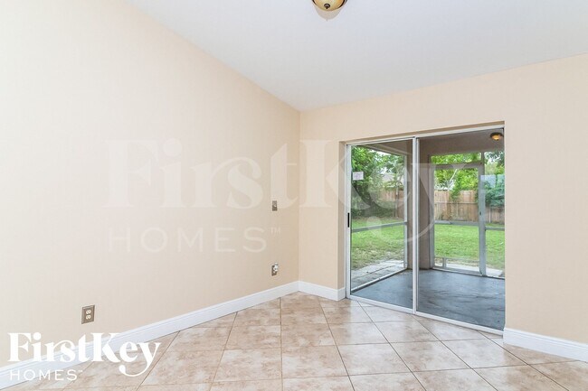 Foto del edificio - 242 SW 34th Terrace