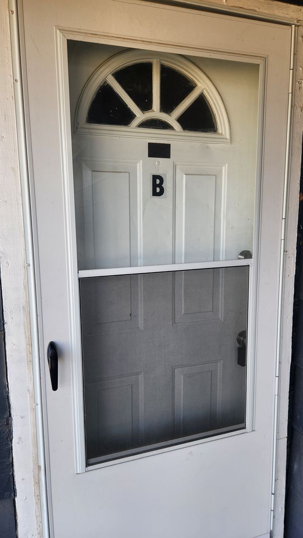 Foto del edificio - Affordable 2BR, 1BTH flat with utilities included & convenient location!