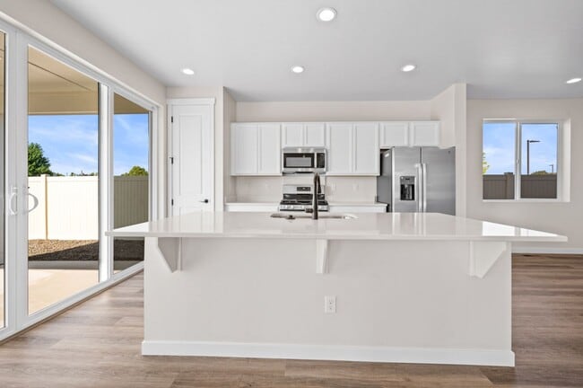 Building Photo - Newer home in Caldwell!