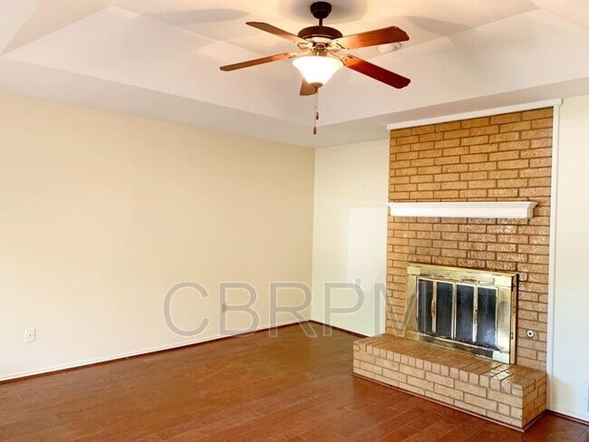 Foto del edificio - 7501 Akron Ave