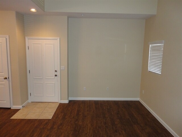 Building Photo - 10471 Tuscany Rose Court