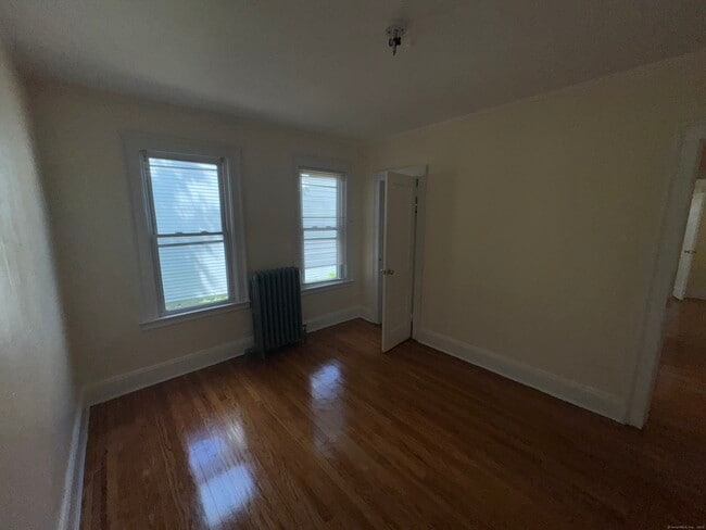 Foto del edificio - 50 Sharon St