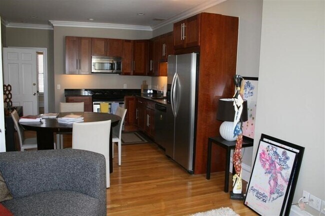 Foto del edificio - 75 Rutland St