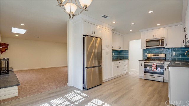 Building Photo - 8601 San Romolo Way