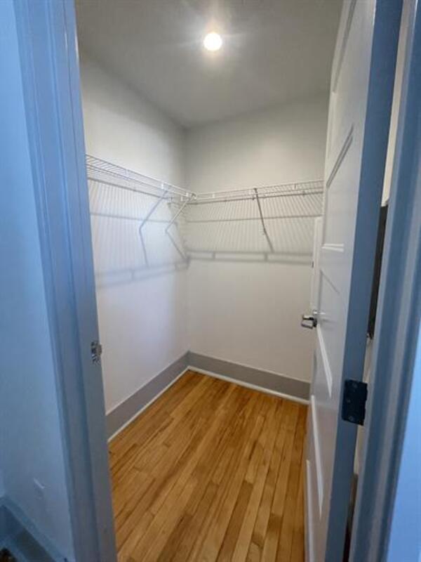 Foto del edificio - 315 W 38th St