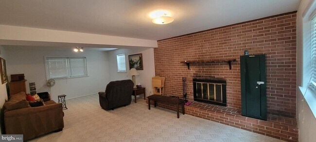 Building Photo - 14605 Algretus Dr