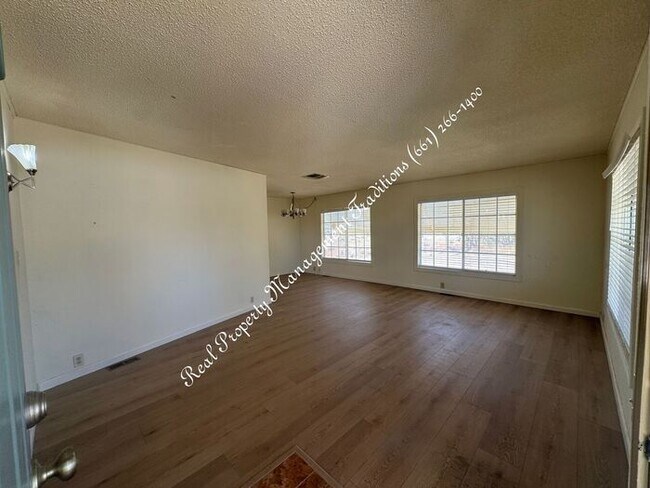 Foto del edificio - Quite Country Living 3 Bed-2 Bath
