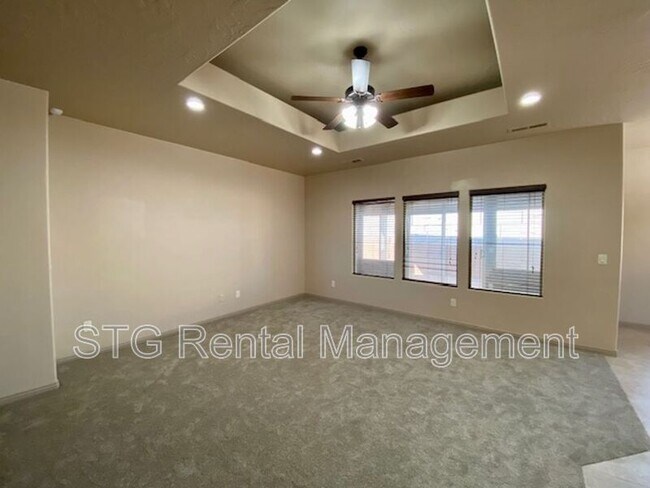 Foto del edificio - 749 N 3000 W