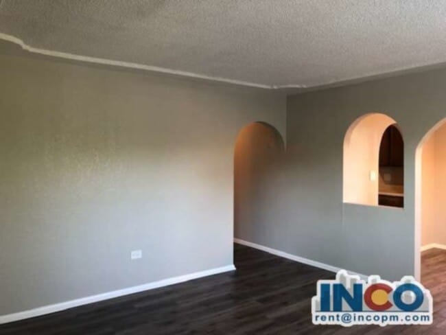 Foto del edificio - 1641 Ingalls St