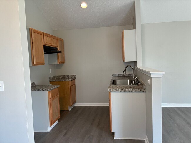 Foto del edificio - Cozy Ranch in Shawnee
