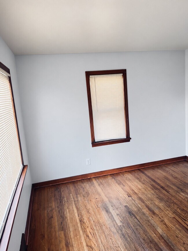 Foto del edificio - 949 E Philadelphia Ave