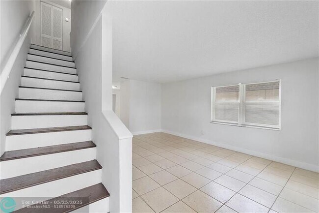 Building Photo - 2280 NW 59th Wy
