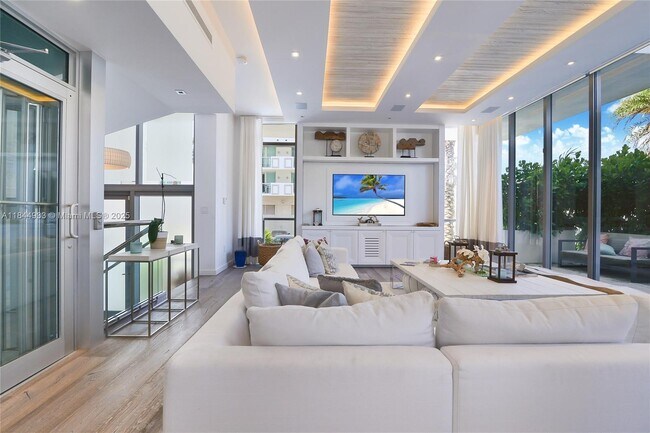 Foto del edificio - 9501 Collins Ave