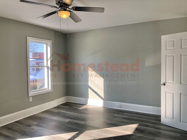 Building Photo - 3 BEDROOM CORNER HOME IN NORRISTOWN