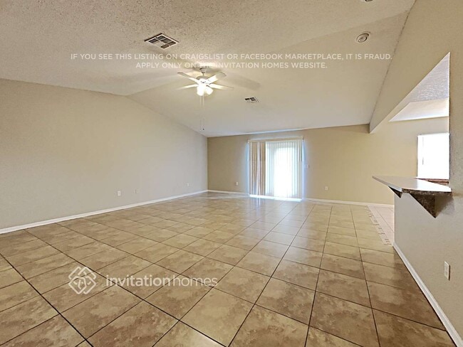 Foto del edificio - 1590 Meadows Pond Dr