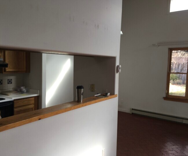 Building Photo - 2228 Paseo de los Chamisos