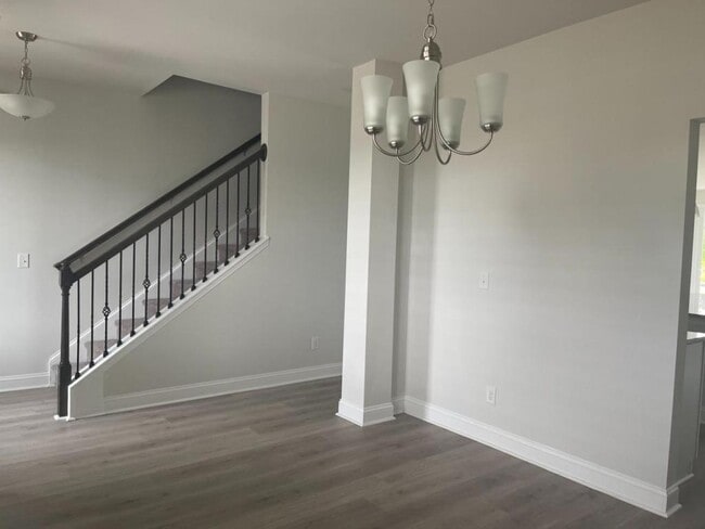 Building Photo - 152 Calhoun Fls Dr