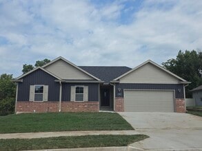 Building Photo - 3960 Clydesdale Dr