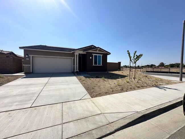 Foto del edificio - Brand New Home In Menifee with Backyard!