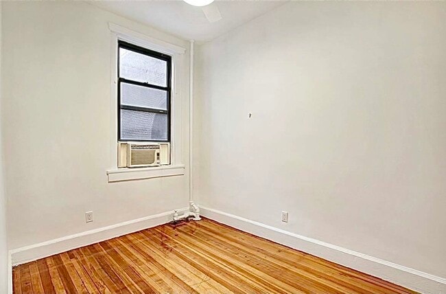 Building Photo - 149 Sullivan St