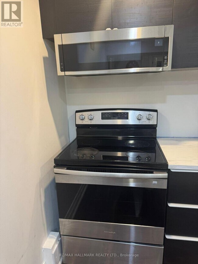 Photo du bâtiment - 158 Kingshill Rd