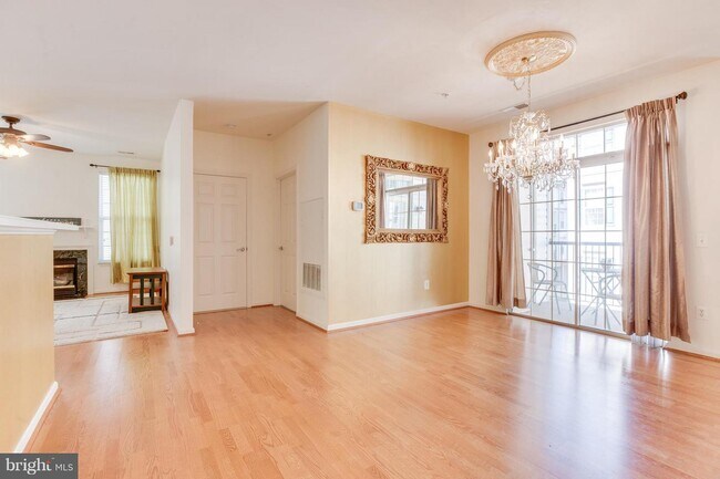 Foto del edificio - 11623 Cavalier Landing Ct