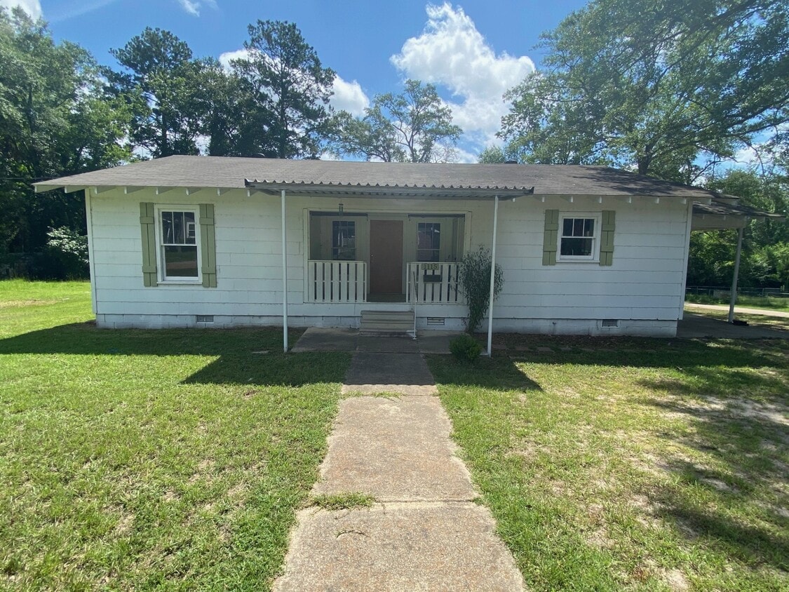 Primary Photo - 1115 Poplar St