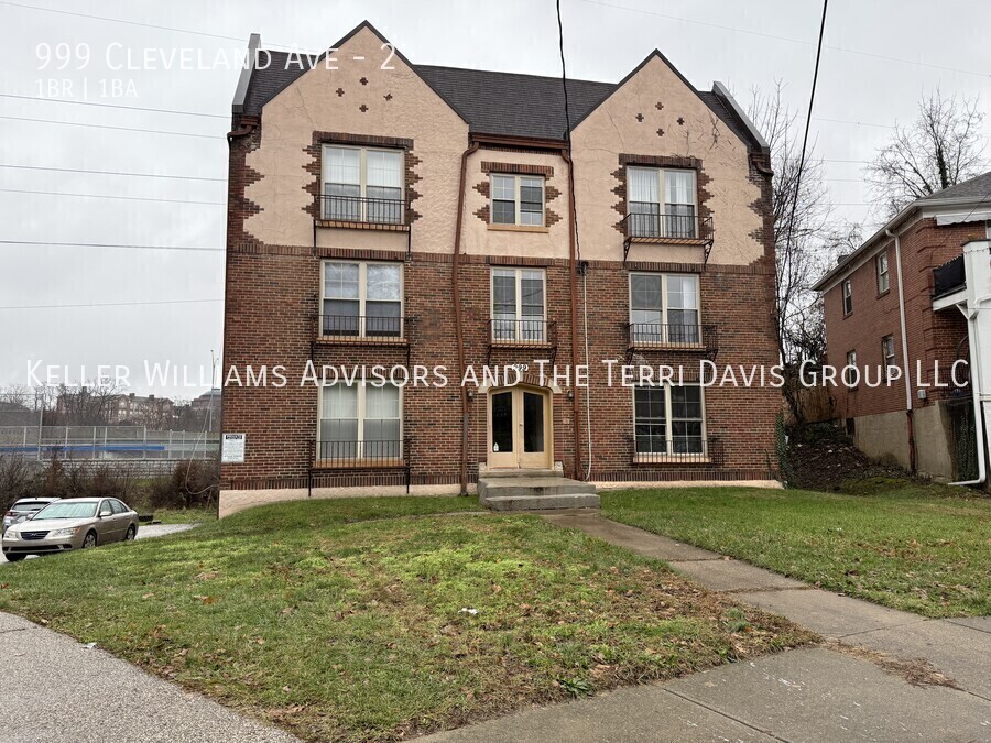 Photo - 999 Cleveland Ave-2