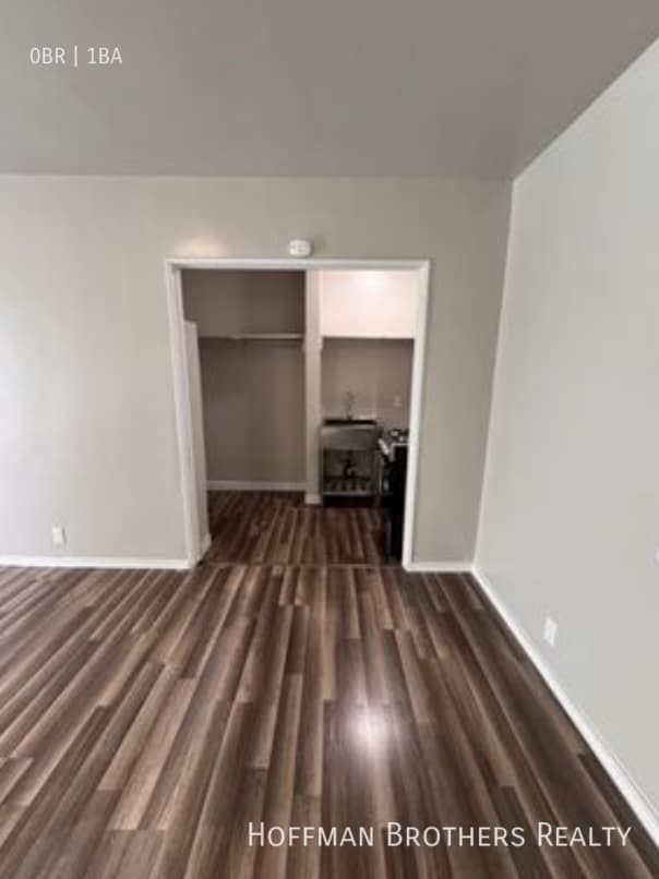 Building Photo - 1346 Crenshaw Blvd