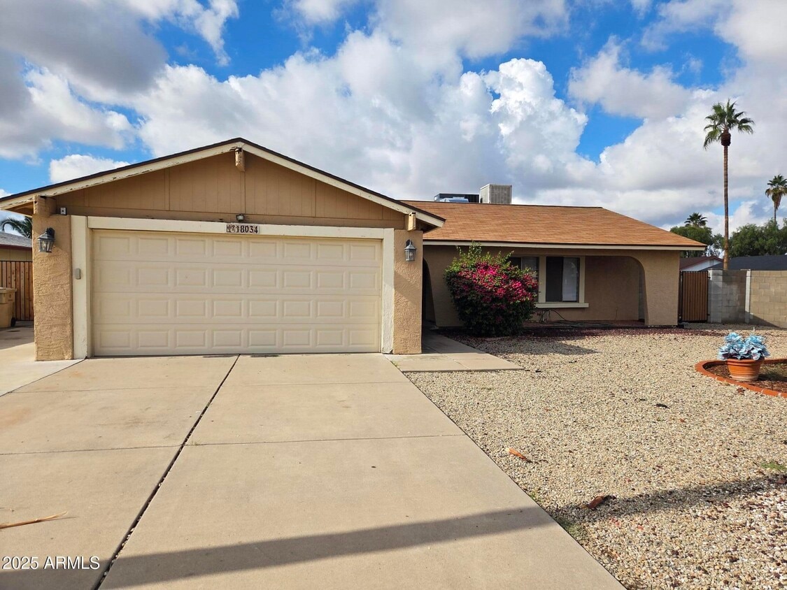 Foto principal - 18034 N 55th Ave