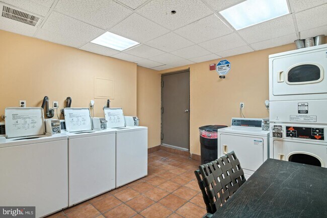 Foto del edificio - 1530 Spruce St
