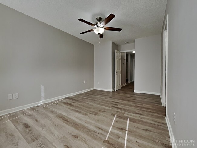 Building Photo - 795 Piney Ct
