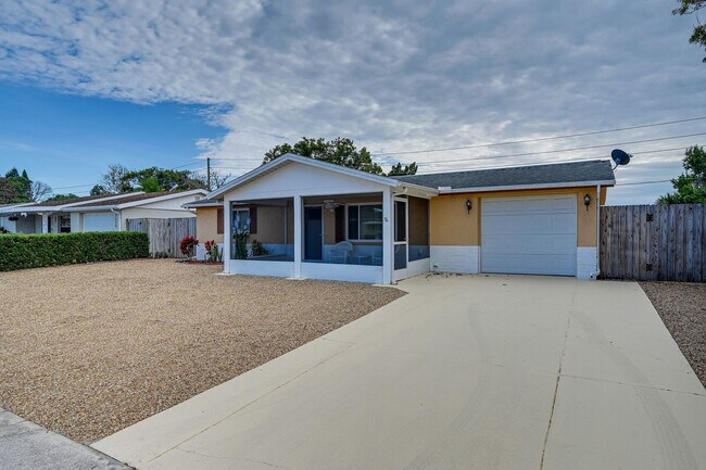 Building Photo - 7536 Topay Ln