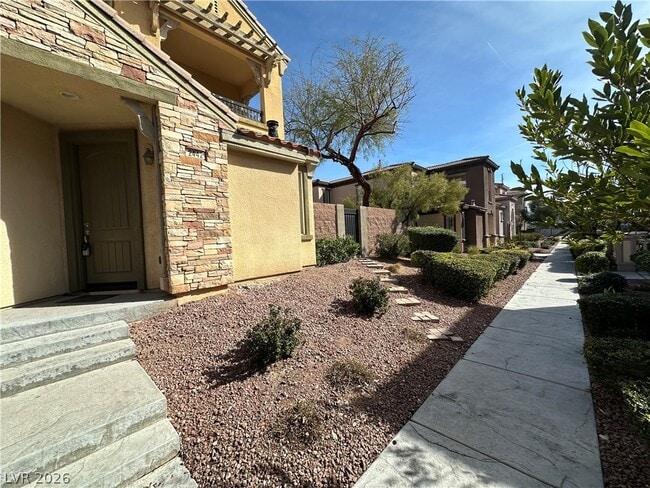 Building Photo - 2442 Granada Bluff Ct