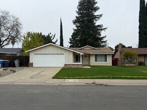 Building Photo - 2680 Millcreek Dr